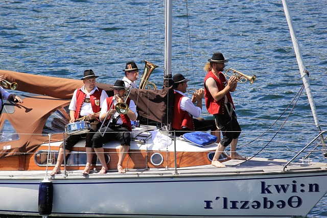 赛中继续创 赛中继续创